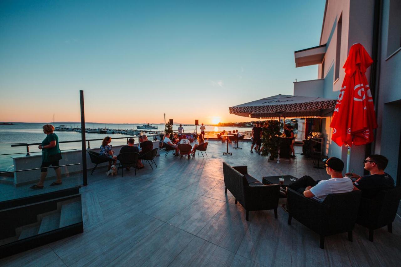 The Loza - Seaside Festival Hotel Novalja Ngoại thất bức ảnh