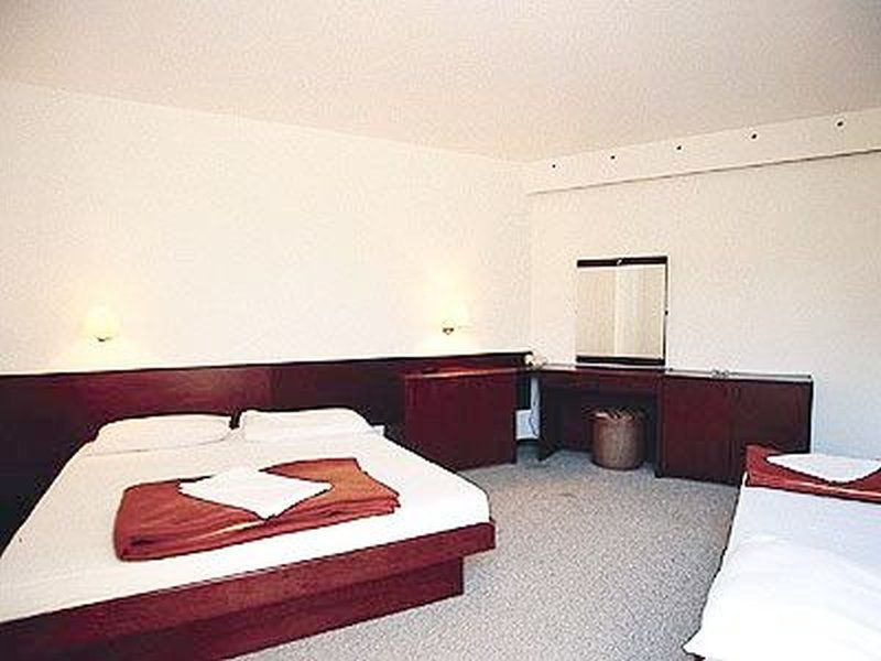 The Loza - Seaside Festival Hotel Novalja Ngoại thất bức ảnh